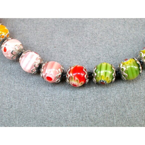 Millefiori Glass Bead Necklace 16" With Silver Tone Clasp & Floral Design - Picture 2 of 3